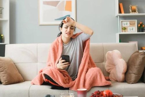 Cách hạ sốt nhanh khi bị sốt xuất huyết