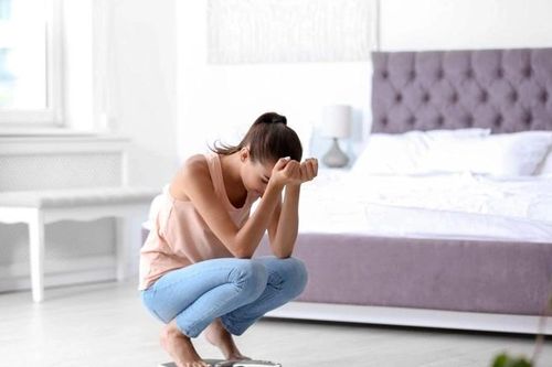 Dấu hiệu ung thư dưới 50 tuổi mà nhiều người dễ bỏ qua