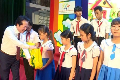 Vì sự phát triển toàn diện trẻ em trong những năm đầu đời tại gia đình và cộng đồng
