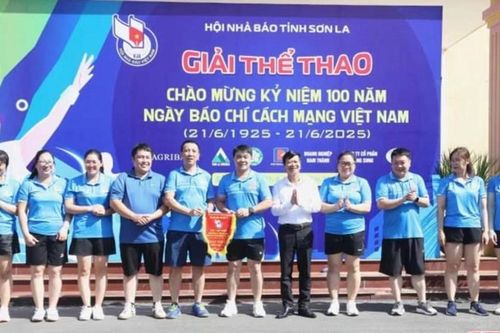 Giải thể thao chào mừng 100 năm Ngày Báo chí cách mạng Việt Nam