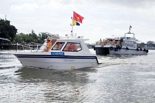 Kiên Giang: Ra quân cao điểm tổng kiểm soát phương tiện khai thác, vận chuyển cát, sỏi