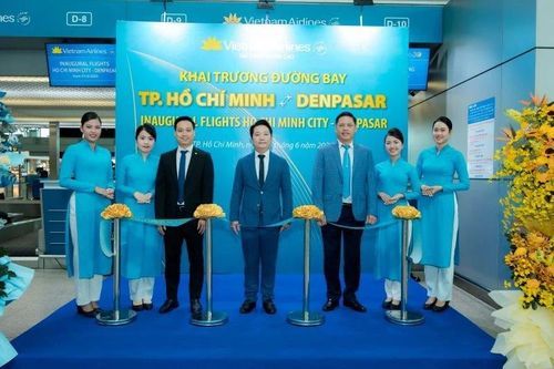 Hàng không khai trương nhiều đường bay mới, đón đầu làn sóng du lịch