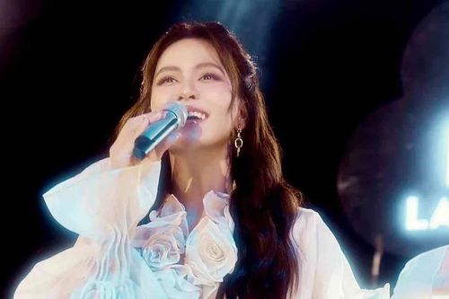Ca sĩ Hà Nhi: Kể chuyện bằng âm nhạc sâu lắng