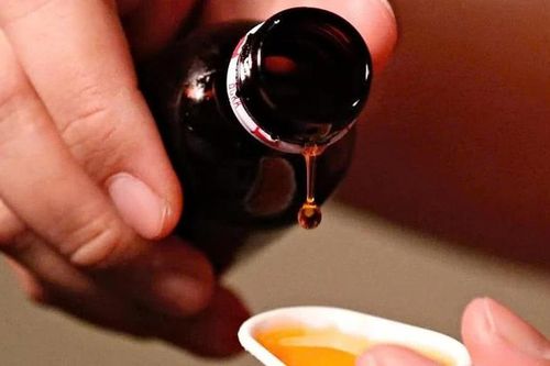 Dùng siro ho cho con, cẩn thận kẻo lợi bất cập hại