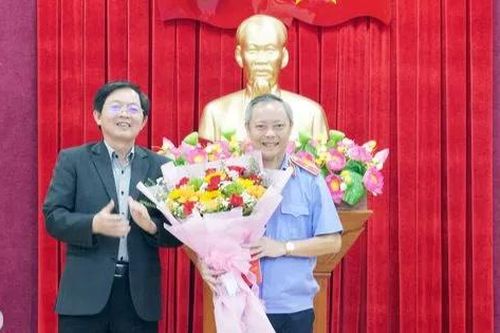Công bố quyết định của Ban Bí thư về công tác cán bộ tại 3 tỉnh