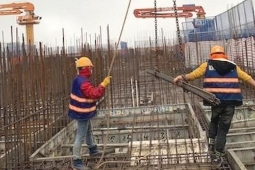 Xây nhà phải xin giấy phép, mất quyền làm chủ trên mảnh đất; sốt căn hộ ở Hà Nội