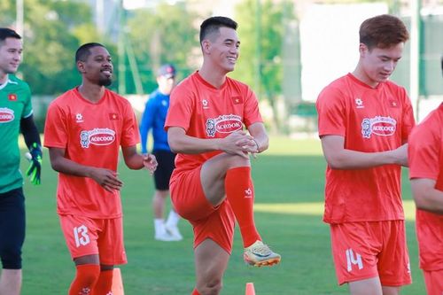Công Phượng vắng mặt, Quang Vinh tập sung ở tuyển Việt Nam
