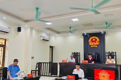 VKSND huyện Nam Trực phối hợp tổ chức phiên tòa dân sự rút kinh nghiệm