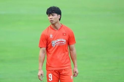 Công Phượng chấn thương sau buổi tập đầu tiên của tuyển Việt Nam; PSG lần đầu vô địch Champions League