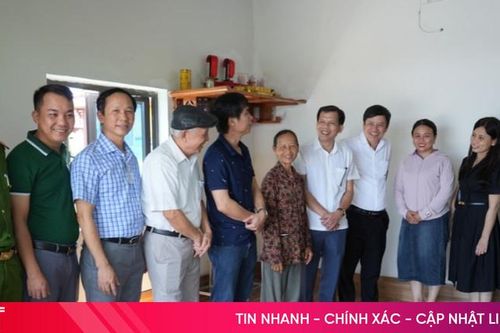 Khánh thành 2 ngôi nhà nhân ái trị giá hơn 200 triệu đồng