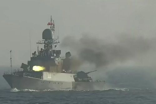 Nga và NATO đối đầu tập trận tại Biển Baltic