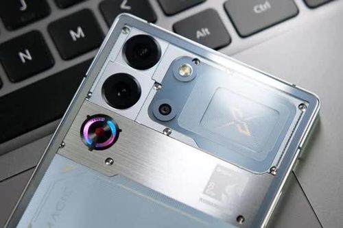 Smartphone gaming 'đỉnh của chóp' pin 7.500mAh, giá 18 triệu đồng