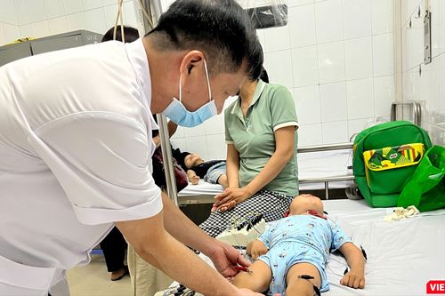 Hành trình hồi sinh trẻ bại não bằng y học cổ truyền