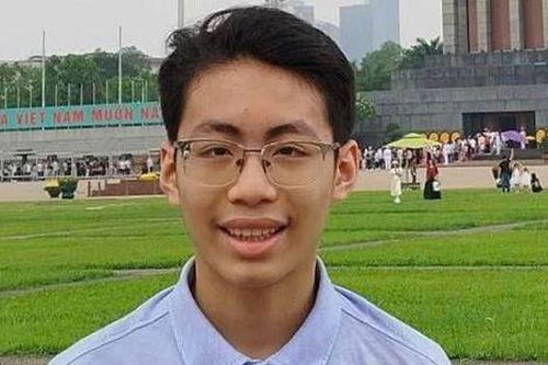 Tìm kiếm nam sinh lớp 8 ở Hà Nội mất tích