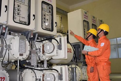 Biểu giá bán lẻ điện sinh hoạt rút xuống còn 5 bậc, hộ nghèo, hộ chính sách tiếp tục được hỗ trợ
