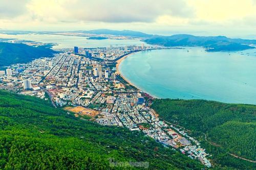 Bình Định: Phát hiện nơi ngắm trọn phố biển Quy Nhơn 'thức giấc'