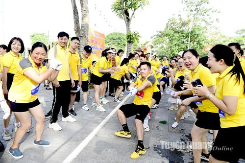 Gần 200 vận động viên tham gia giải thể thao ngành Bưu điện