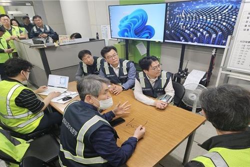 Seoul thiệt hại khoảng 5,6 tỷ đồng sau vụ phóng hỏa tàu điện ngầm