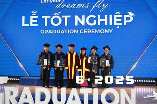 500 sinh viên tốt nghiệp Học viện Hàng không Việt Nam, bổ sung nguồn chất lượng cho ngành