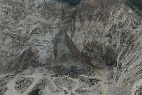 Sập mỏ đá ở Indonesia khiến 17 người thiệt mạng, nhiều người bị thương