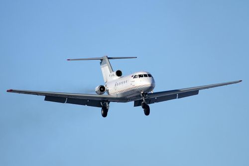 Bất ngờ lớn khi Nga có được động cơ của RQ-170 để lắp cho máy bay Yak-40