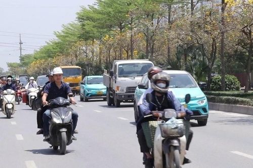 Thời tiết 2/6: Nắng nóng gay gắt ở toàn miền Bắc, có nơi trên 39 độ C