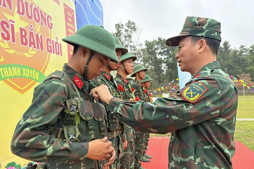 'Hoa điểm 10' nở rộ trên thao trường