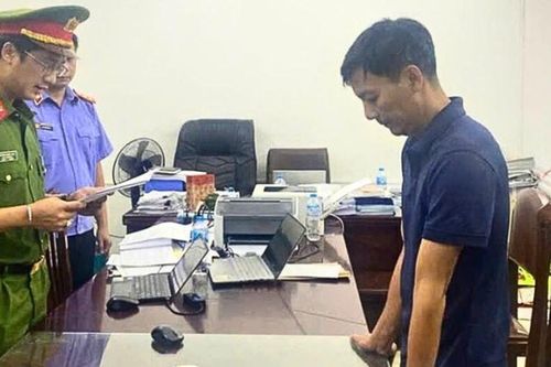 Hàng nghìn tấn phân bón giả được phát hiện tại Hòa Bình