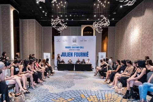 Nhà thiết kế Julien Fourníe yêu cầu đặc biệt khi tuyển chọn người mẫu Việt Nam