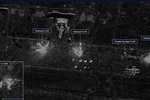 Ảnh vệ tinh tiết lộ thiệt hại nghiêm trọng của Không quân Nga sau khi bị UAV Ukraine tấn công