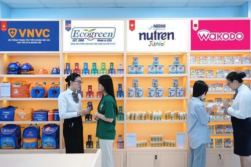 VNVC SHOP ra mắt gian hàng, người dân an tâm mua sản phẩm sức khỏe chính hãng