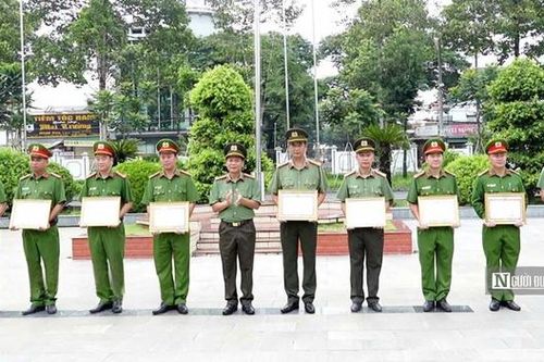 Bộ Công an khen thưởng tập thể cá nhân trong Chuyên án 0124M