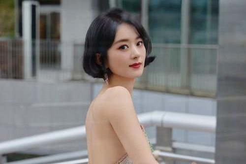 Triệu Lệ Dĩnh trong 1 năm qua: Sự nghiệp lao dốc, đời tư ồn ào