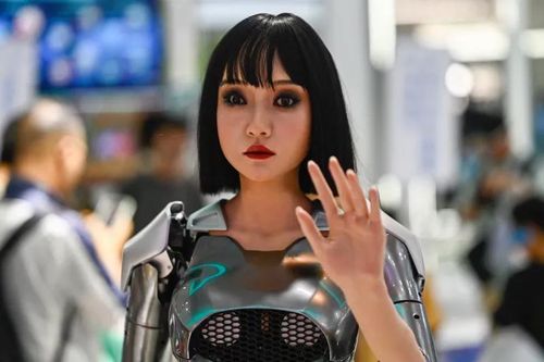 Lao động Trung quốc lo 'việc làm bị thu hẹp' khi quốc gia này ngày càng đầu tư nhiều vào robot