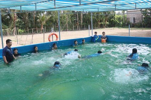 Tập huấn kỹ năng phòng, chống đuối nước và sân chơi cho thiếu nhi xã Vĩnh Châu