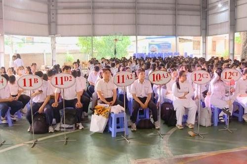 Câu chuyện giáo dục: Lời dặn dò ấm áp…