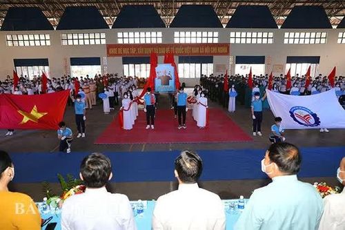 Đại hội thể dục thể thao cấp xã tổ chức thi đấu từ 8 môn thể thao trở lên