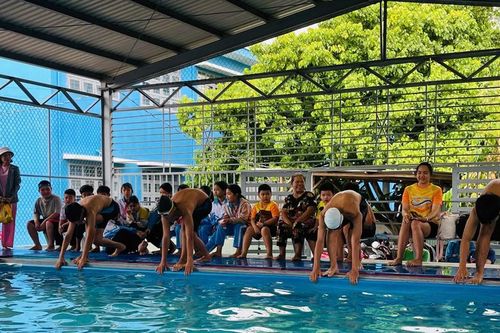 Ayun Pa phát động toàn dân tập luyện môn bơi phòng-chống đuối nước năm 2025
