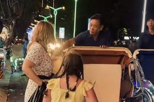 Tạm khai trừ tài xế xích lô có hành động phản cảm ra khỏi Nghiệp đoàn xích lô Nha Trang