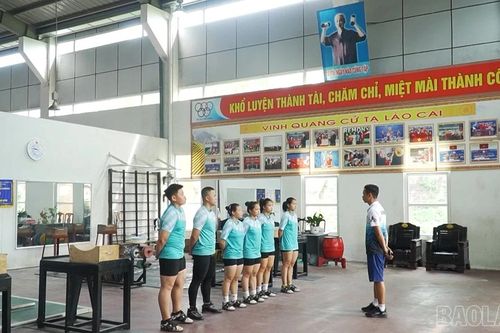 Giải Vô địch Cử tạ trẻ quốc gia 2025: Đội tuyển Lào Cai sẵn sàng chinh phục vinh quang trên sân nhà