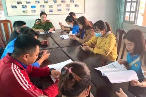 Phối hợp giữ gìn trật tự khu dân cư