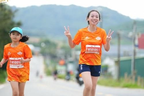 Hơn 300 vận động viên tham gia tranh tài 'Đường chạy mơ ước'