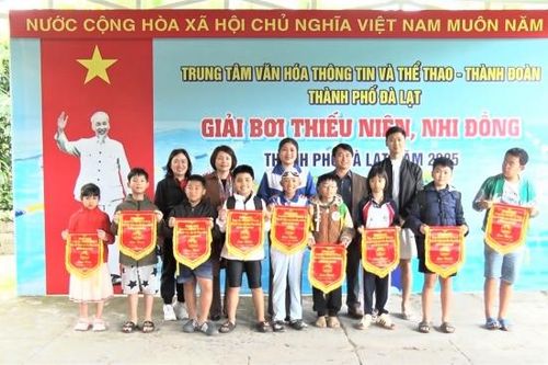 Trên 300 VĐV tham gia tranh tài tại Giải bơi Thiếu niên – Nhi đồng Đà Lạt