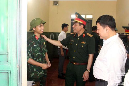 Kiểm tra hoạt động giáo dục quốc phòng cho sinh viên