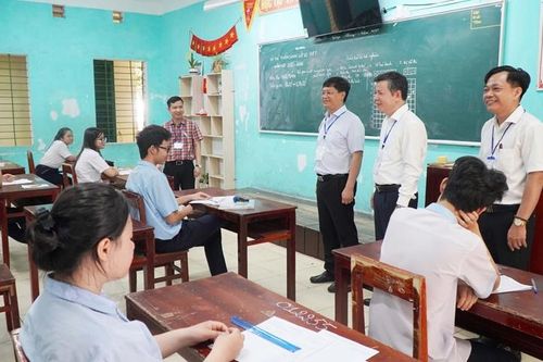UBND thành phố kiểm tra, chỉ đạo Kỳ thi tuyển sinh trung học phổ thông