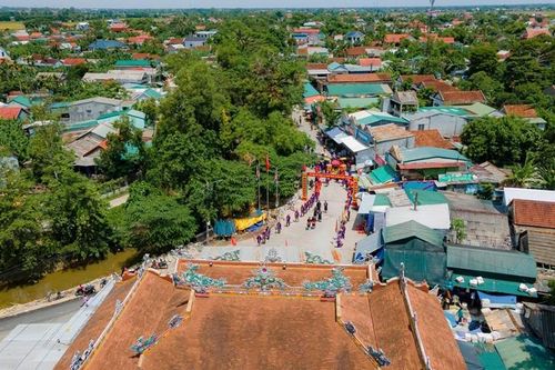 Cầu nối với cội nguồn