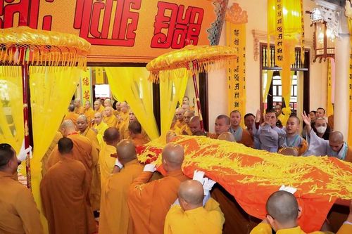 Đồng Tháp: Lễ nhập kim quan Trưởng lão Hòa thượng Thích Thiện An