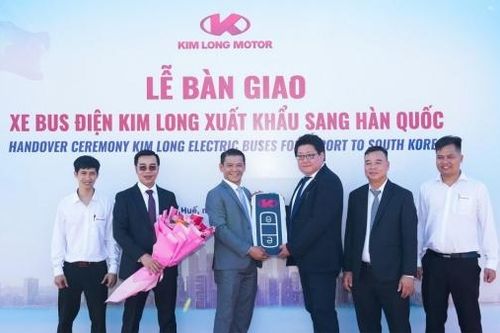 Kim Long Motor chính thức bàn giao xe bus điện xuất khẩu sang Hàn Quốc