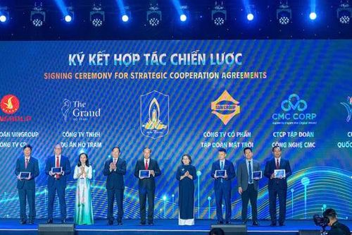 Bà Rịa - Vũng Tàu trao chứng nhận đầu tư cho 53 dự án hơn 4 tỷ USD