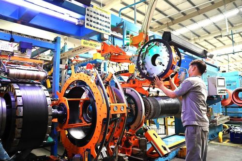 PMI tiến sát ngưỡng 50 điểm